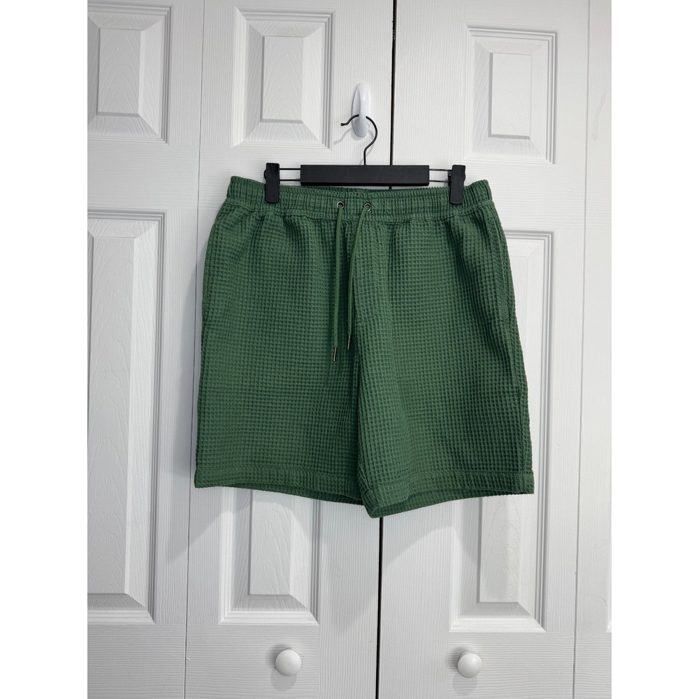 Negative Space Waffle Knit Shorts Men Small Olive Green Drawstring Sweat Wicking